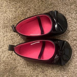 Size 6-12 months dress shoes